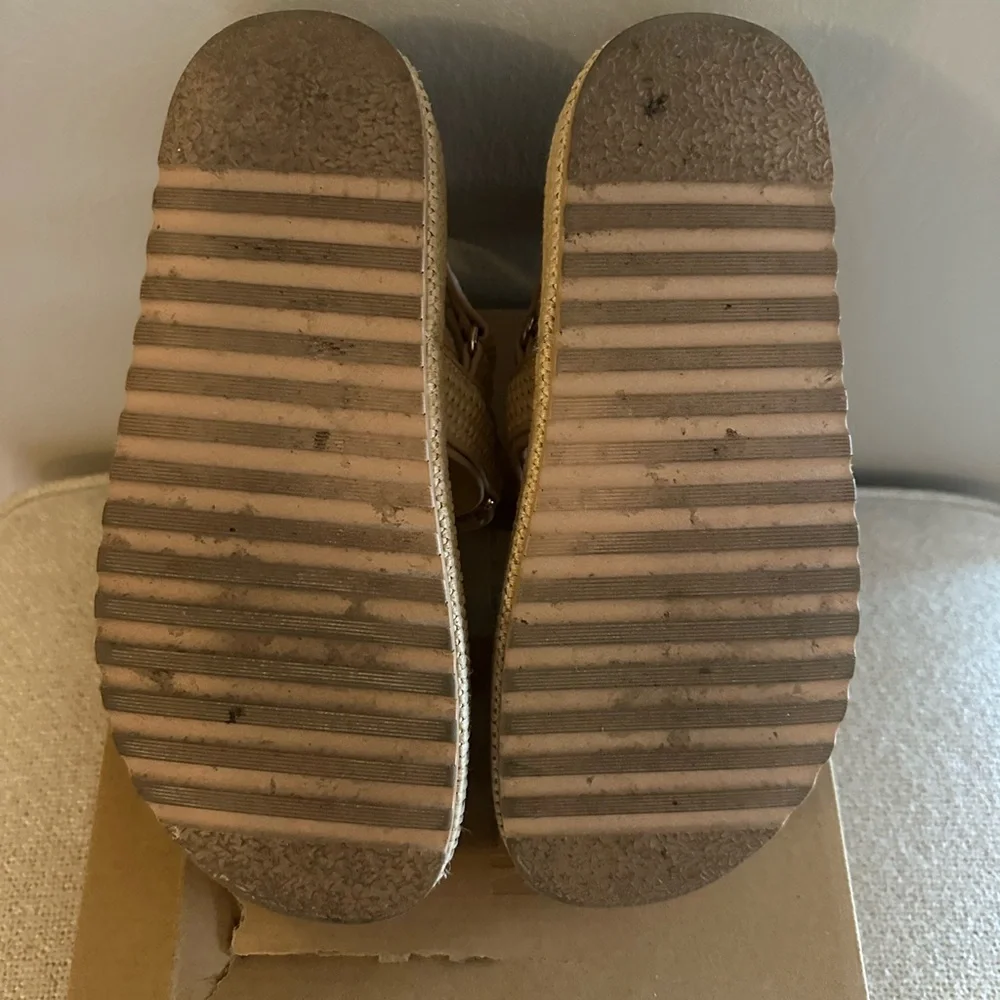 Steve Madden beige like